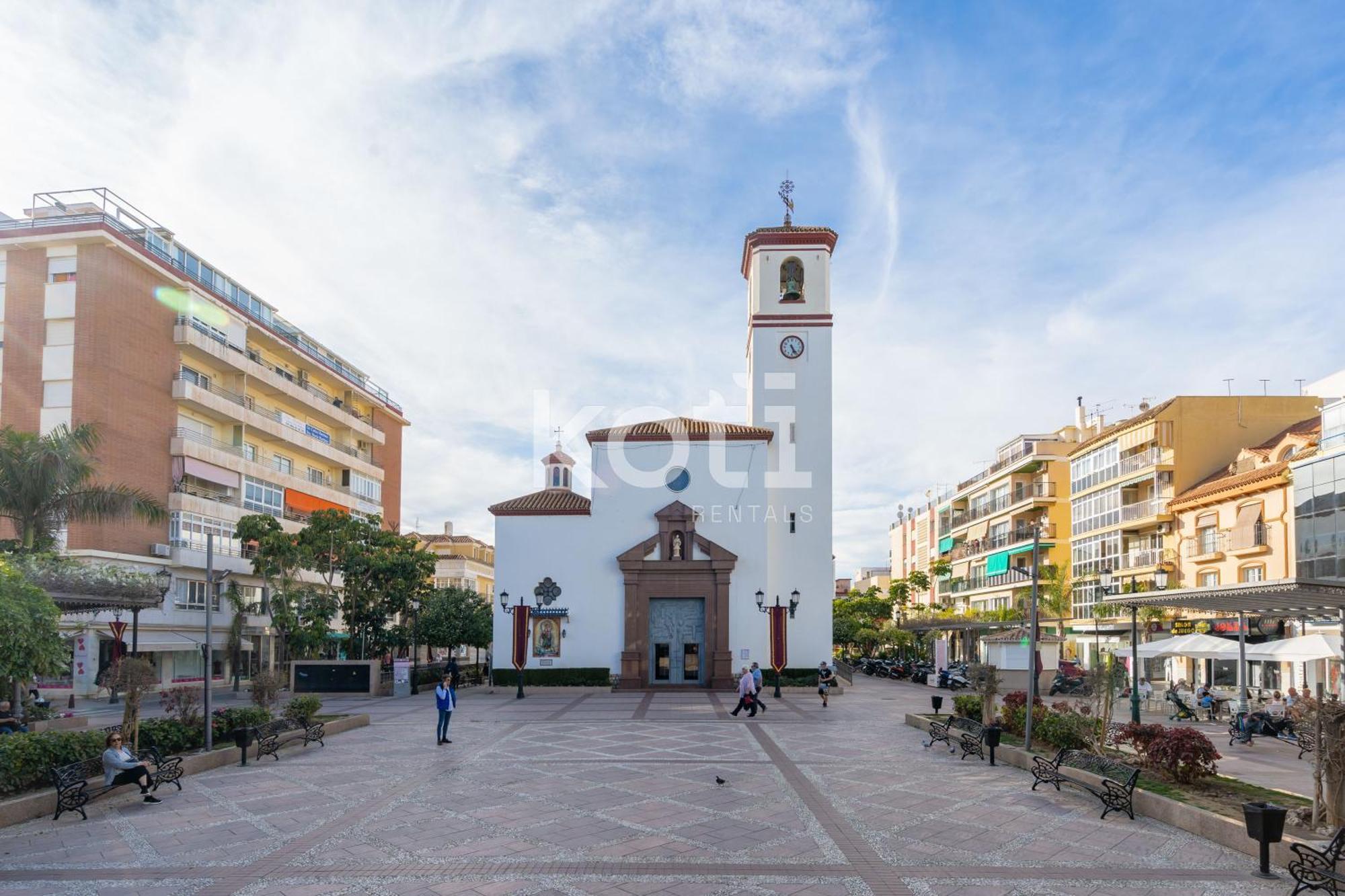 Koti Rentals - Atico Gamycol Fuengirola Bagian luar foto