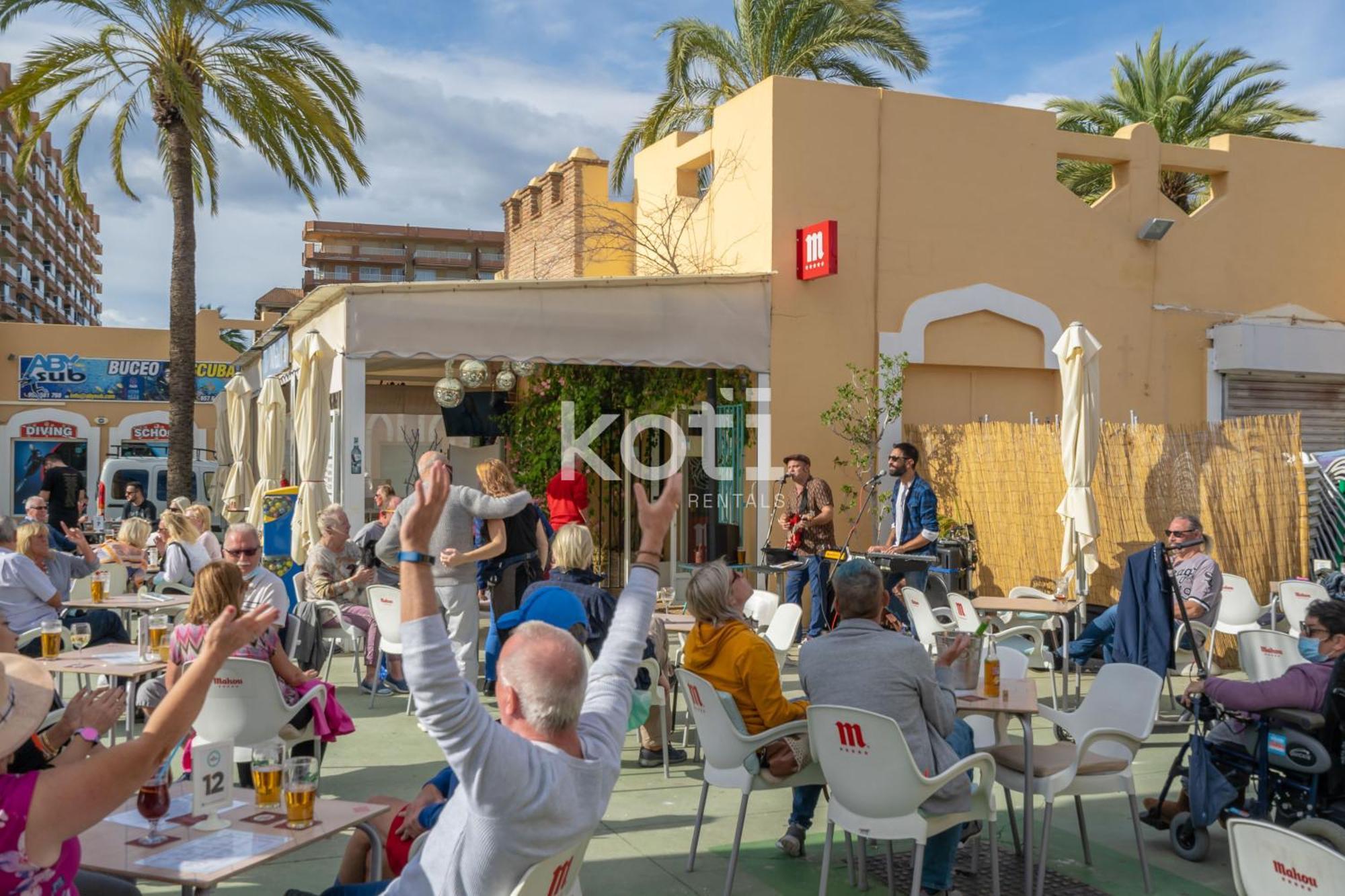 Koti Rentals - Atico Gamycol Fuengirola Bagian luar foto